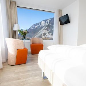 Standard Twin Room Mountain View